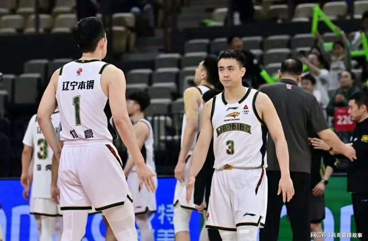 CBA最新排名!上海反超广厦登榜首,山东第4北京升第6,辽宁第11